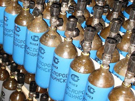 Химзавод производил поддельный кислород в баллонах для больниц. Фото: krasproc.ru