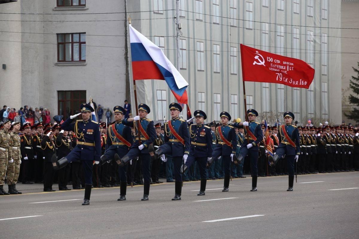 День Победы: В Красноярске прошел торжественный парад | 09.05.2019 |  Красноярск - БезФормата