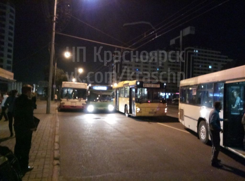 xEObY6qiHWU.jpg xEObY6qiHWU.jpg