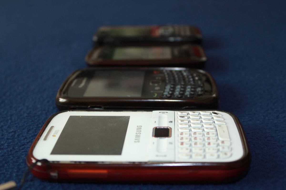 cellphones.jpg