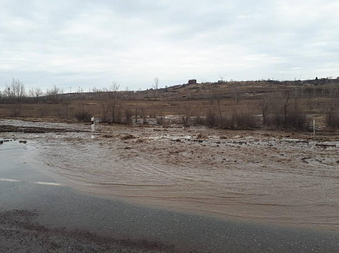 Талые воды топят дороги под Минусинском и подбираются к городу (видео). Фото: Александра Мурашкина / vk.com/id13885762