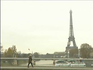 «Из Франции с любовью»: с какими трудностями сталкиваются красноярцы в Париже