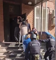 Выдворение из страны грозит четырём мигрантам после рейда в Ленинском районе Красноярска