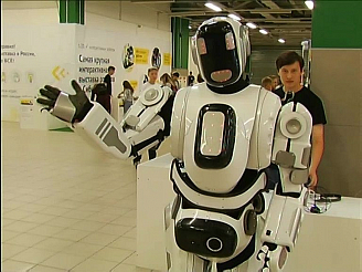 В Красноярск привезли 50 роботов из разных стран мира