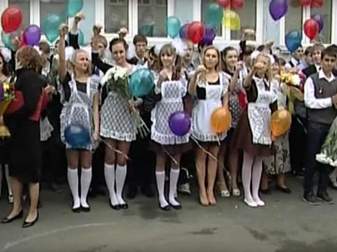 Количество идеально знающих русский язык выпускников почти равно числу «двоечников»					     title=