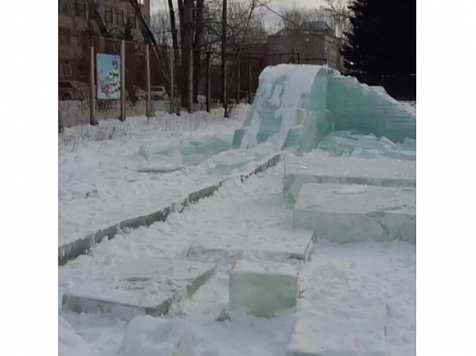 Вандалы разгромили городок ледовых фигур в Академгородке (видео). Фото: chpkras / instagram.com