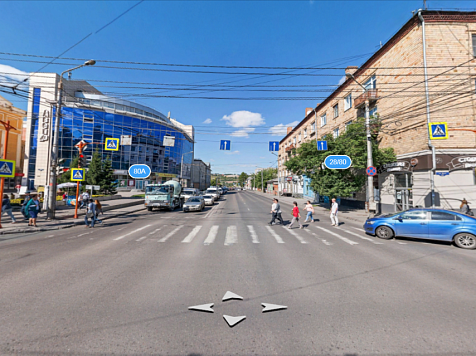 В день города на Вейнбаума пустят машины поперек «пешеходному» проспекту Мира. Панорама: maps.yandex.ru