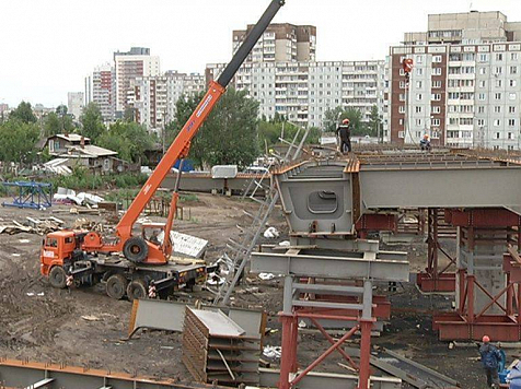 «Адвокат»-бизнесмен спас от сноса дома в Николаевке за половину стоимости — и подставил жильцов под суд. Кадр: архив «7 канала»