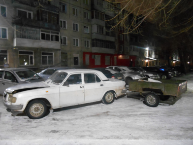 19-летний житель Минусинска за ночь пытался угнать 2 автомобиля, но обе попытки провалились 