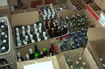В Красноярске из отдела полиции украли 460 бутылок алкоголя. Фото: Следком