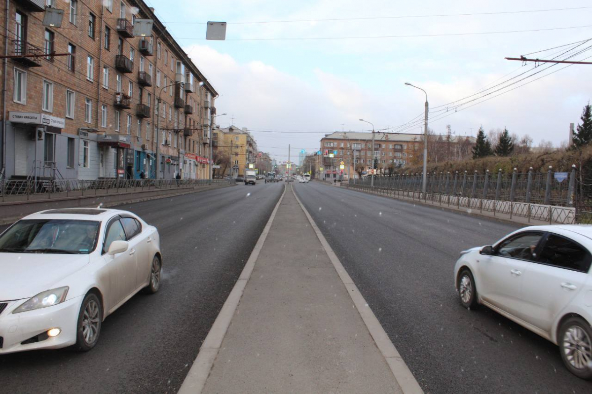 В Красноярске устранили колею на проезжей части проспекта Свободный