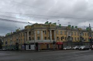 В Красноярске восстановить разрушенный фасад на Мичурина, 8 планируют в сентябре. Фото: Ольга К., 2 ГИС