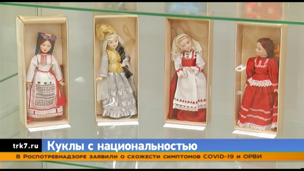 В Красноярске открылась уникальная выставка кукол ручной работы 