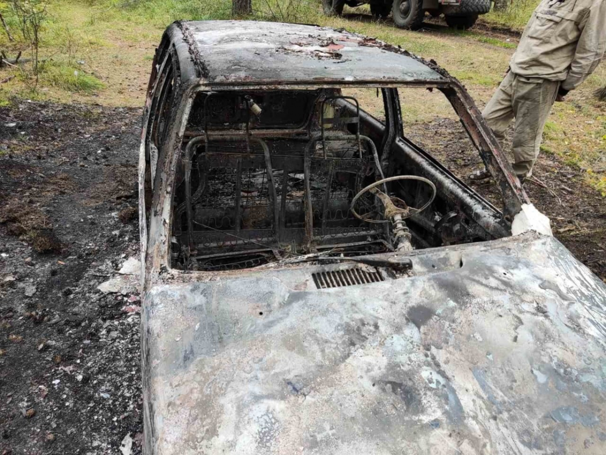 В Красноярском крае сгоревшая машина чуть не сожгла лес