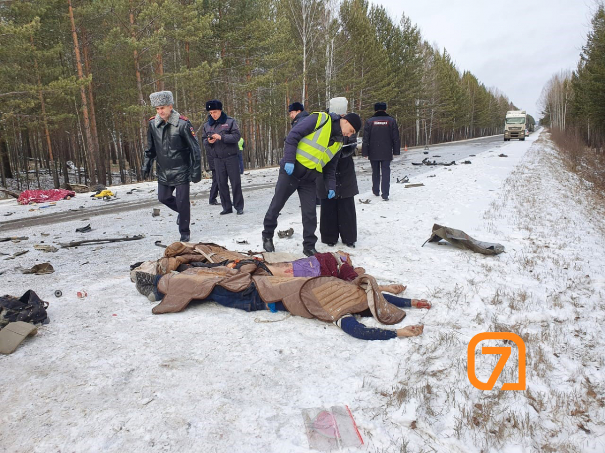 В полиции назвали причину смертельного ДТП в Красноярском крае