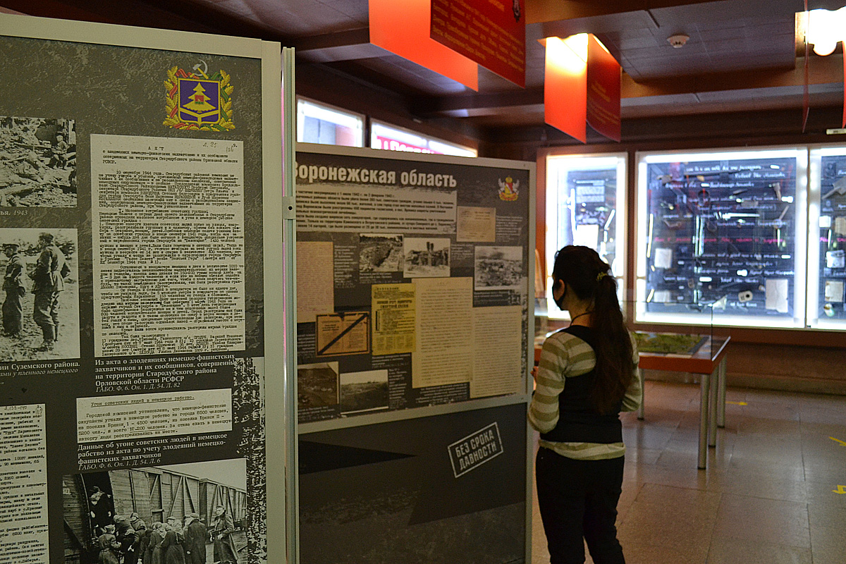 Красноярский «Мемориал Победы» представил уникальную выставку архивных документов