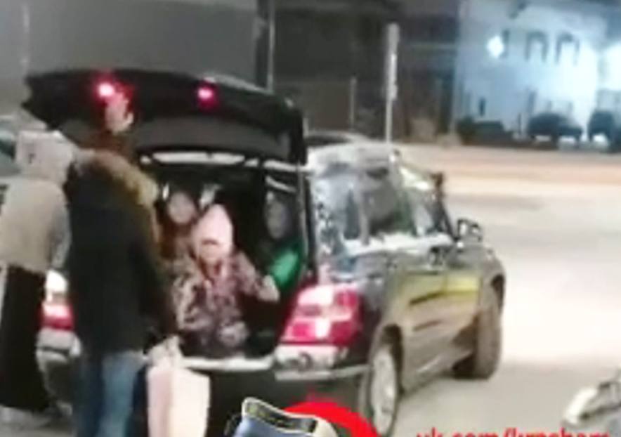 В Красноярске водителя оштрафовали на 3 тысячи за провоз детей в багажнике