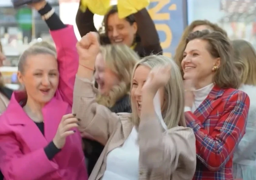 «Королева – это не титул, а состояние души»: Знакомимся с участницами и выбираем мужчину-наставника