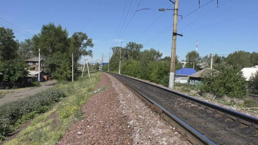 Уснувшего парня сбил поезд на Красноярской железной дороге