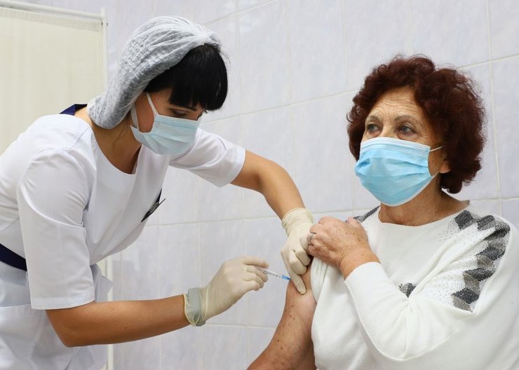 В Красноярске появился чат-бот об очередях в пунктах вакцинации