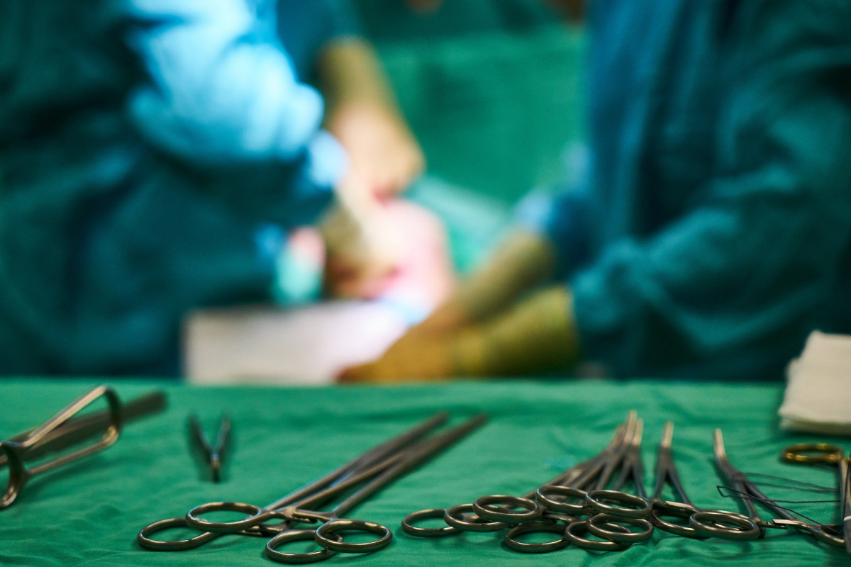 В Красноярске хирург удалил пациентке третью грудь