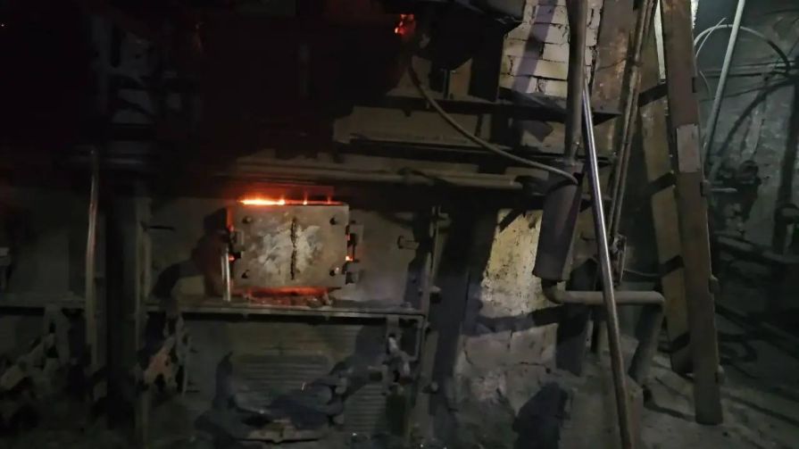Пьяного рабочего опалило огнем из парового котла в Красноярском крае