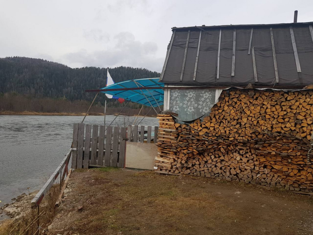 В Красноярском крае владельца земли обязали открыть доступ к реке Мана —  Новости Красноярска на 7 канале