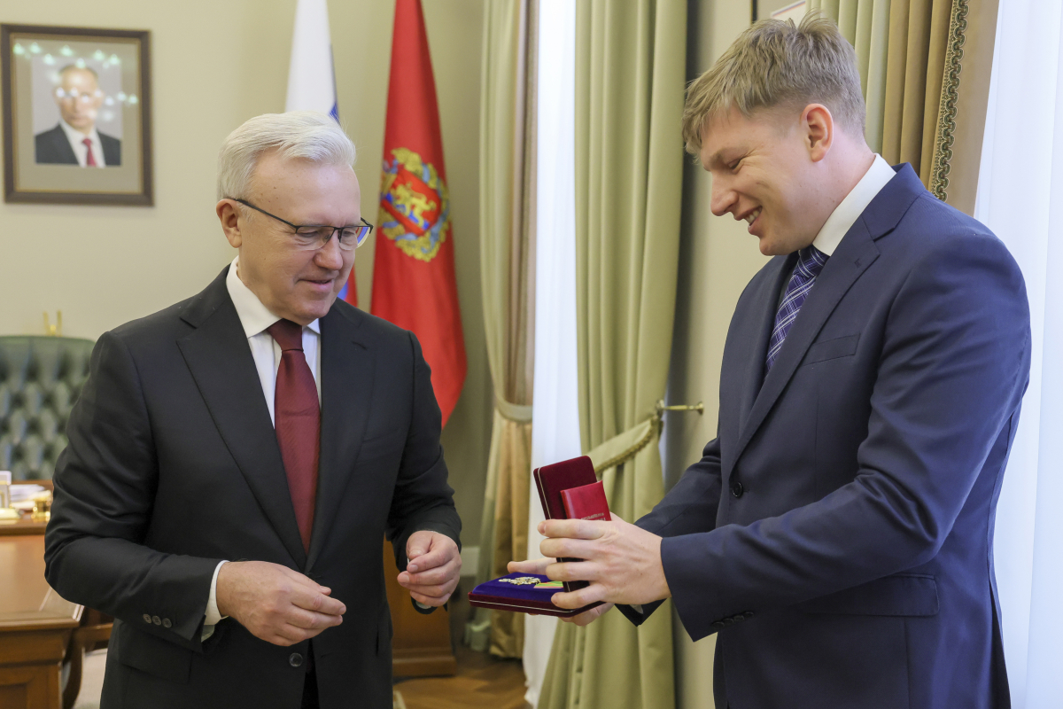Губернатор Красноярского края Александр Усс получил награду за вклад в международное сотрудничество 