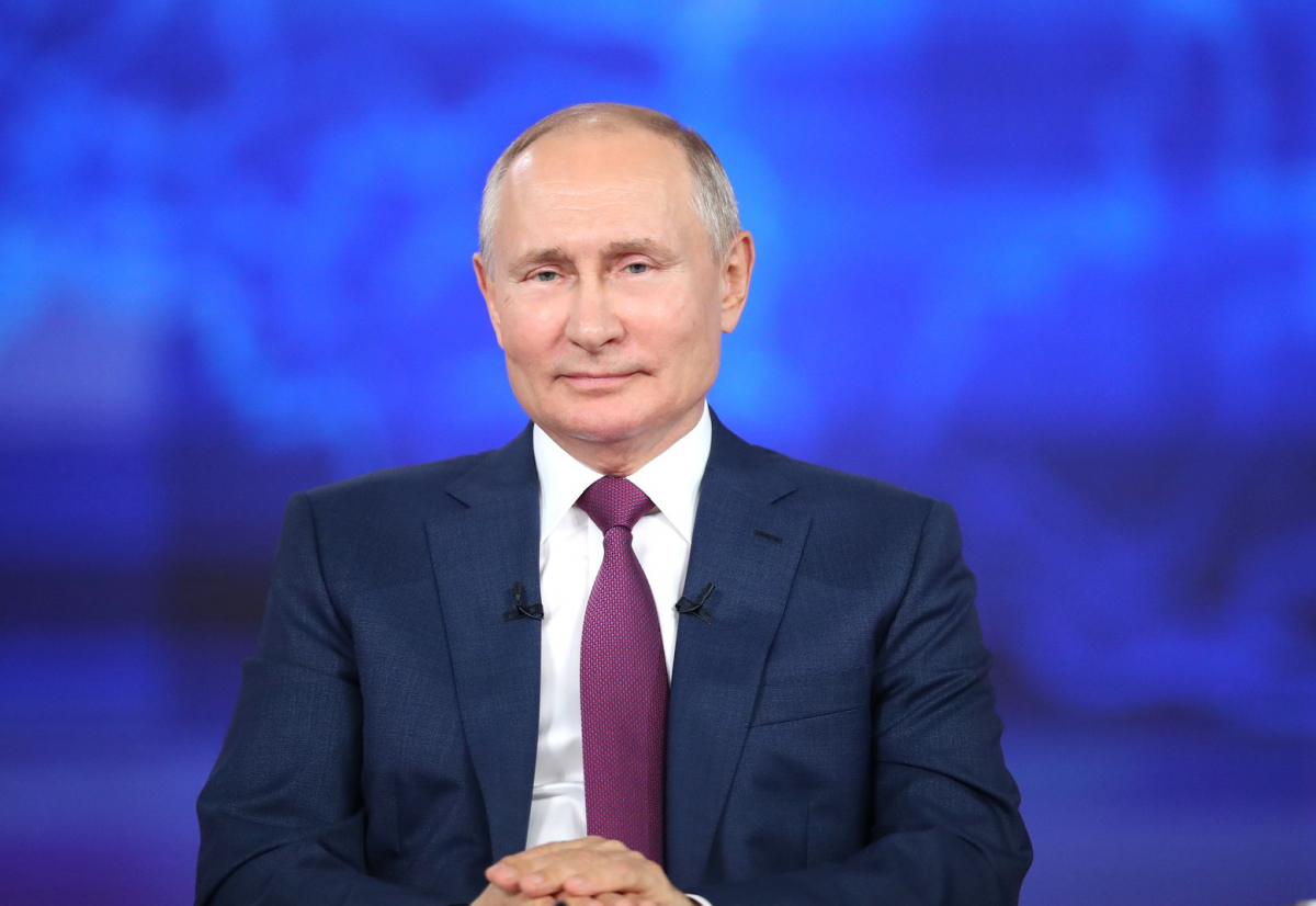 Владимир Путин наградил орденом многодетную семью из Красноярского края 