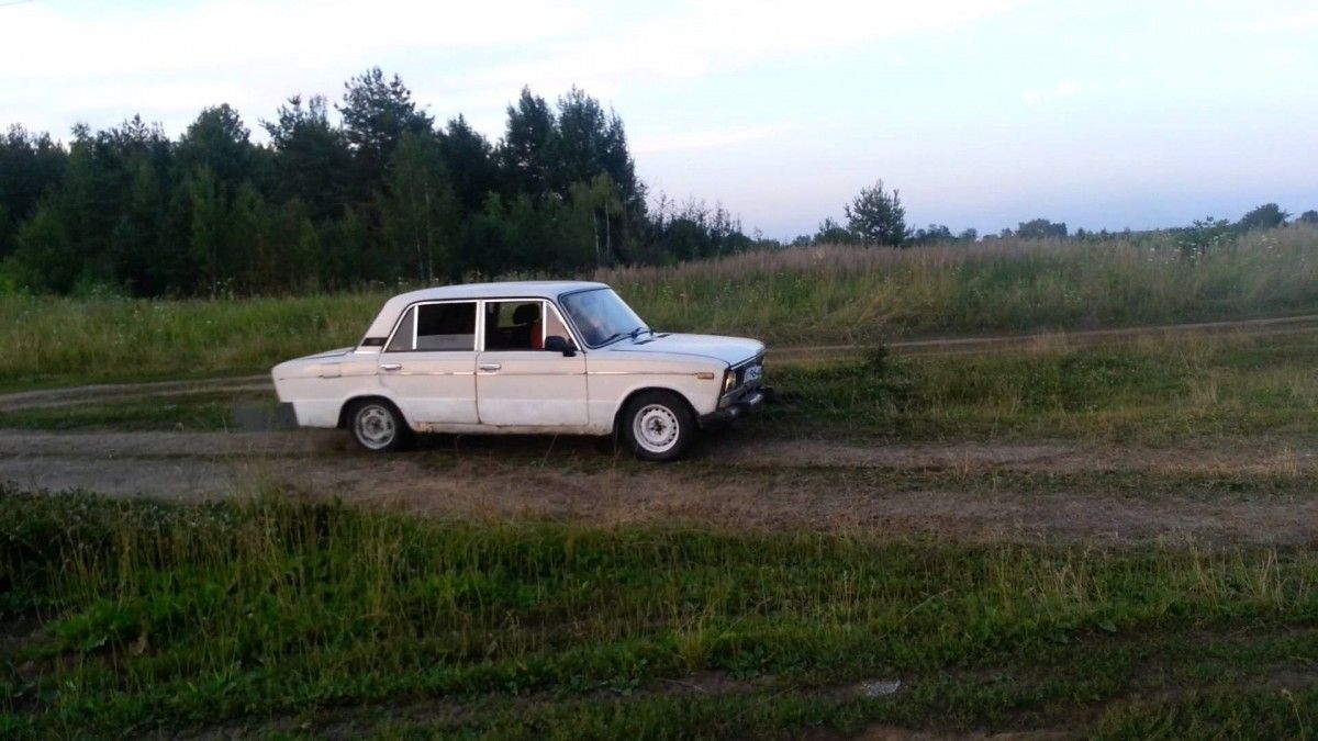 Водитель выдумал угон ВАЗа, чтобы полицейские достали его из кювета —  Новости Красноярска на 7 канале