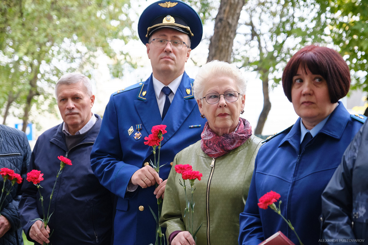 В Красноярске появится мемориальный знак в честь писателя Михаила Успенского