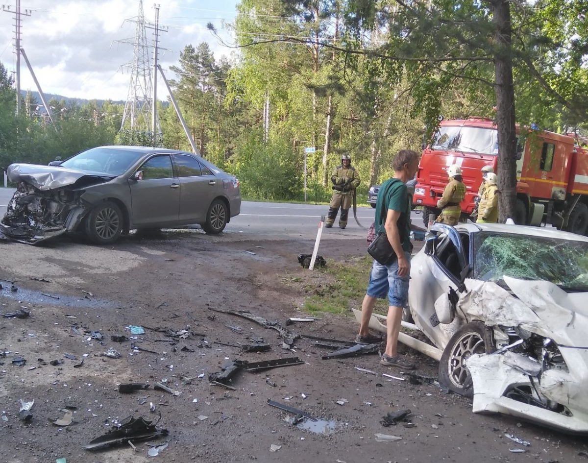 Три человека пострадали в ДТП на трассе под Красноярском — Новости  Красноярска на 7 канале