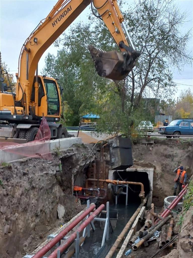 В Красноярске завершается ремонт первого участка коллектора в Зеленой