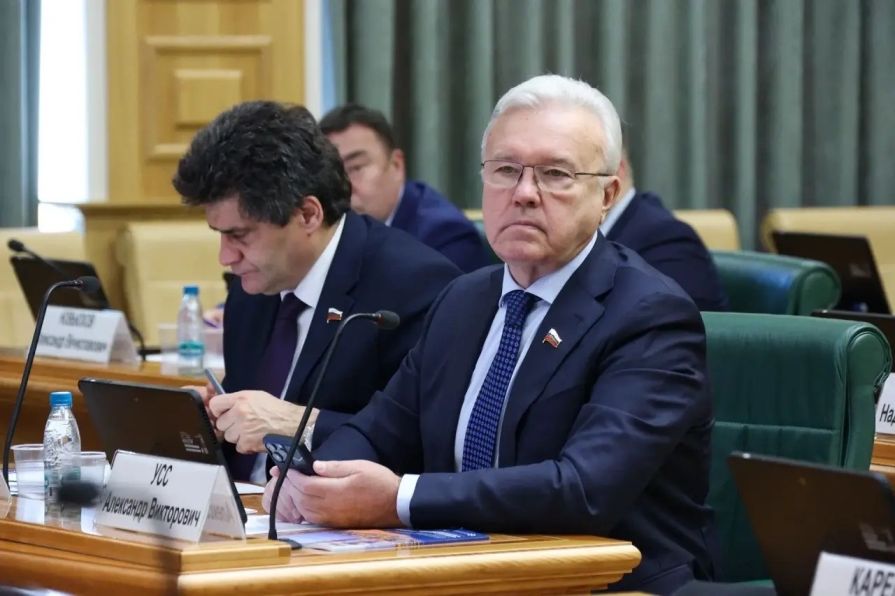 Красноярский сенатор Александр Усс не будет участвовать в выборах