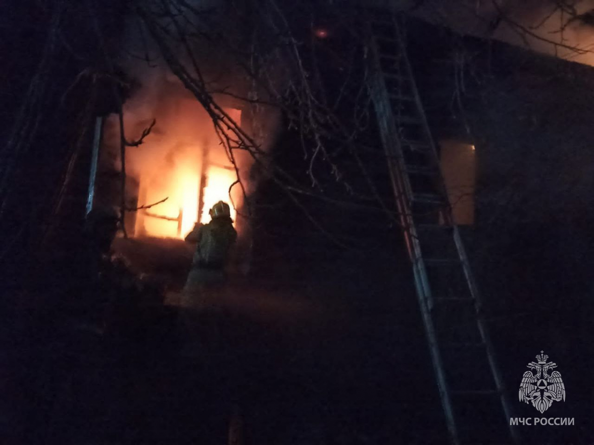 Из-за пожара в Канском районе погибли два человека
