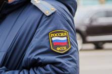В Красноярске 55-летнюю гонщицу на «Мерседесе» заставили оплачивать накопленные 66 штрафов. Фото: r24.fssp.gov.ru