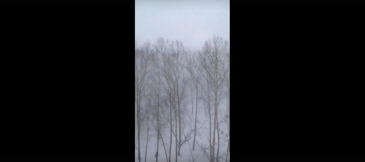В Красноярском крае можно было увидеть редкое природное явление – снежную грозу 