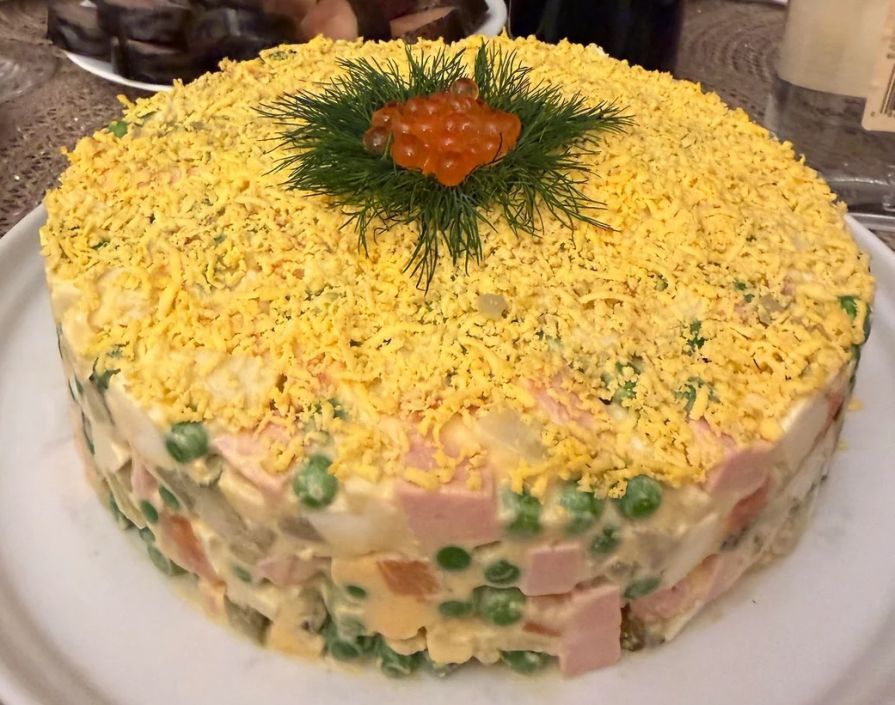 Красноярские специалисты раскрыли, сколько «живет» новогодний салат