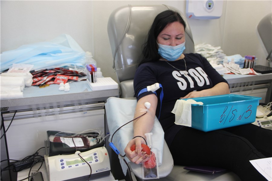 Красноярцы за день сдали более 95 литров крови