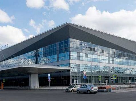 Сколько человек улетело через аэропорт Красноярска за полгода . Фото: aviateka.su 