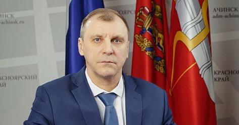 Мэр Ачинска Александр Токарев уходит в отставку с 11 апреля. Фото: телеканал "ОСА"
