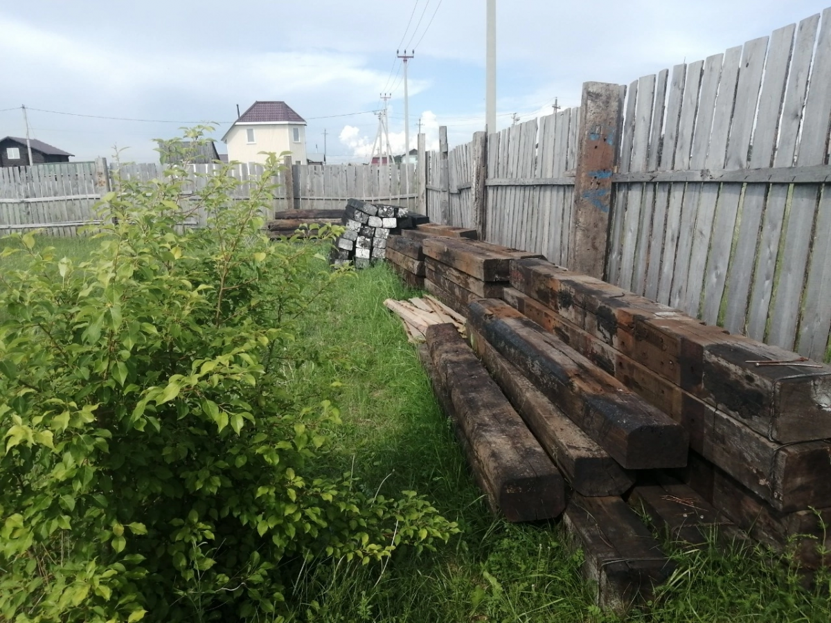 В Красноярском крае поймали похитителей железнодорожных шпал 