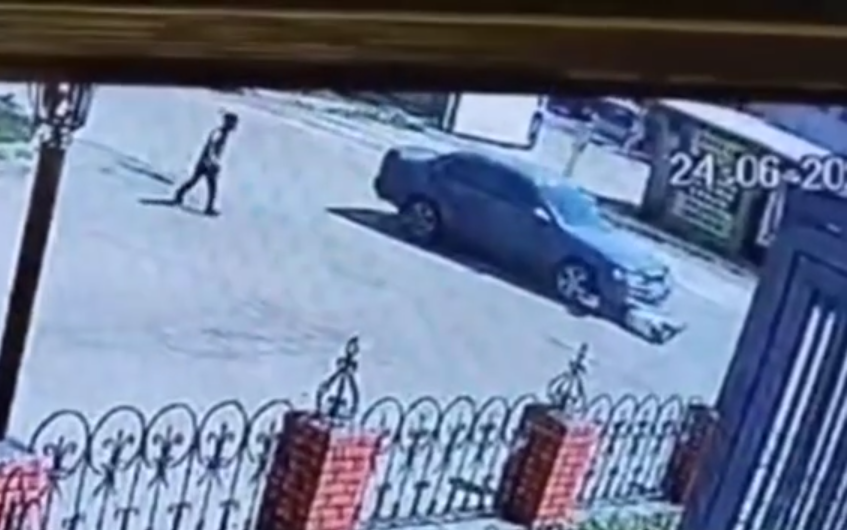 Водительница без прав сбила самокат с двумя детьми на правобережье Красноярска