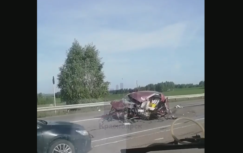 Два человека пострадали в ДТП на трассе Красноярск- Енисейск