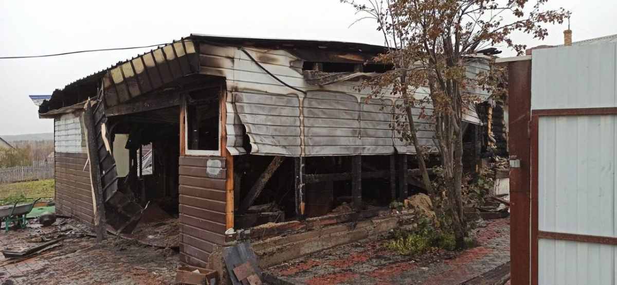 В Красноярском крае поджегший дом отчима из-за обиды мужчина получил 3 года условно