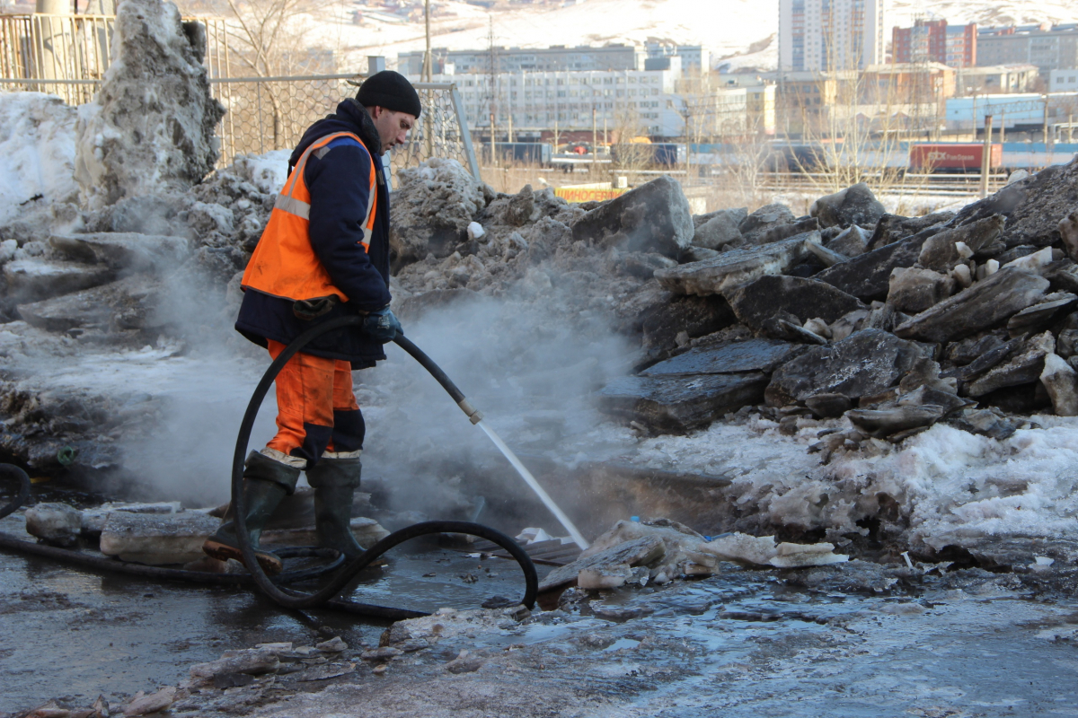 В Железнодорожном районе Красноярска начали готовиться к весенним паводкам