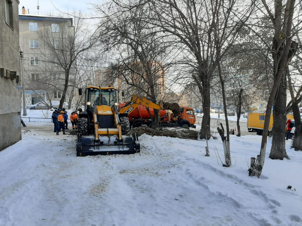 Больше 50 домов Октябрьского района в Красноярске из-за аварии остались без  холодной воды — Новости Красноярска на 7 канале