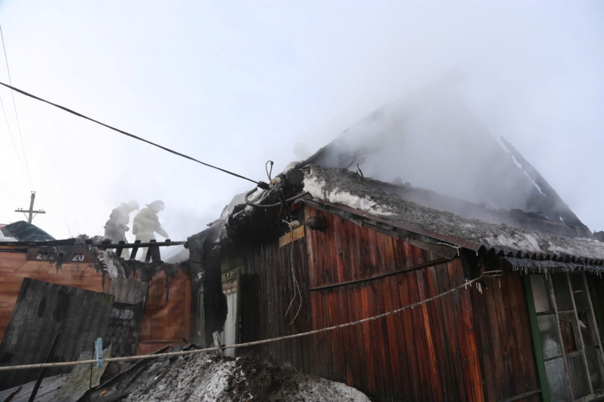 Новости красноярска николаевка. Пожар в Николаевке Красноярск. Николаевка Красноярск. Район Николаевки Красноярский край. Новости пожар в Красноярске в Николаевке.