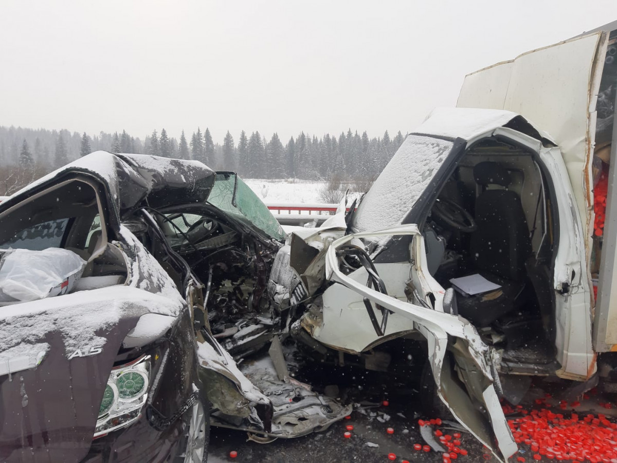 Водитель погиб в ДТП на трассе под Красноярском
