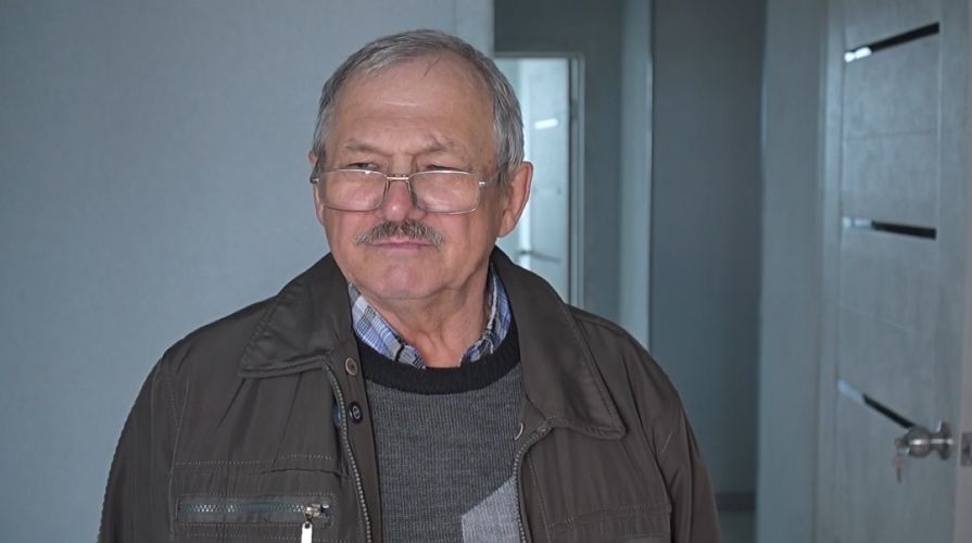 Пенсионер из Красноярска выиграл квартиру в викторине ко Дню единства народов России